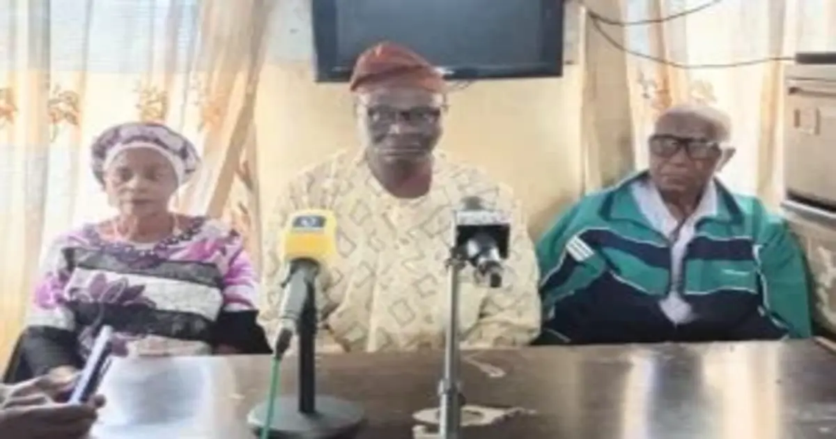 Middle: Mr Mukaila Ogunbote, National Chairman, Coalition of Federal Pensioners of Nigeria, during a news conference on Tuesday in Lagos
