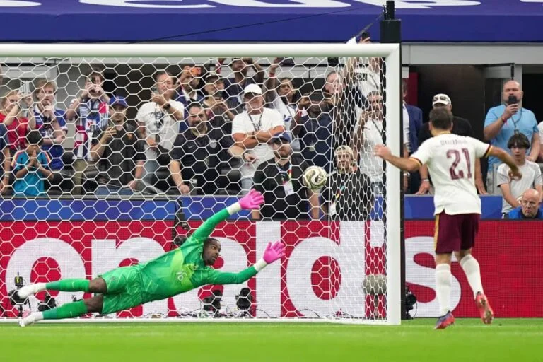 Spain players celebrate after a 2-0 victory over France in the 2026 FIFA World Cup semi-final.
