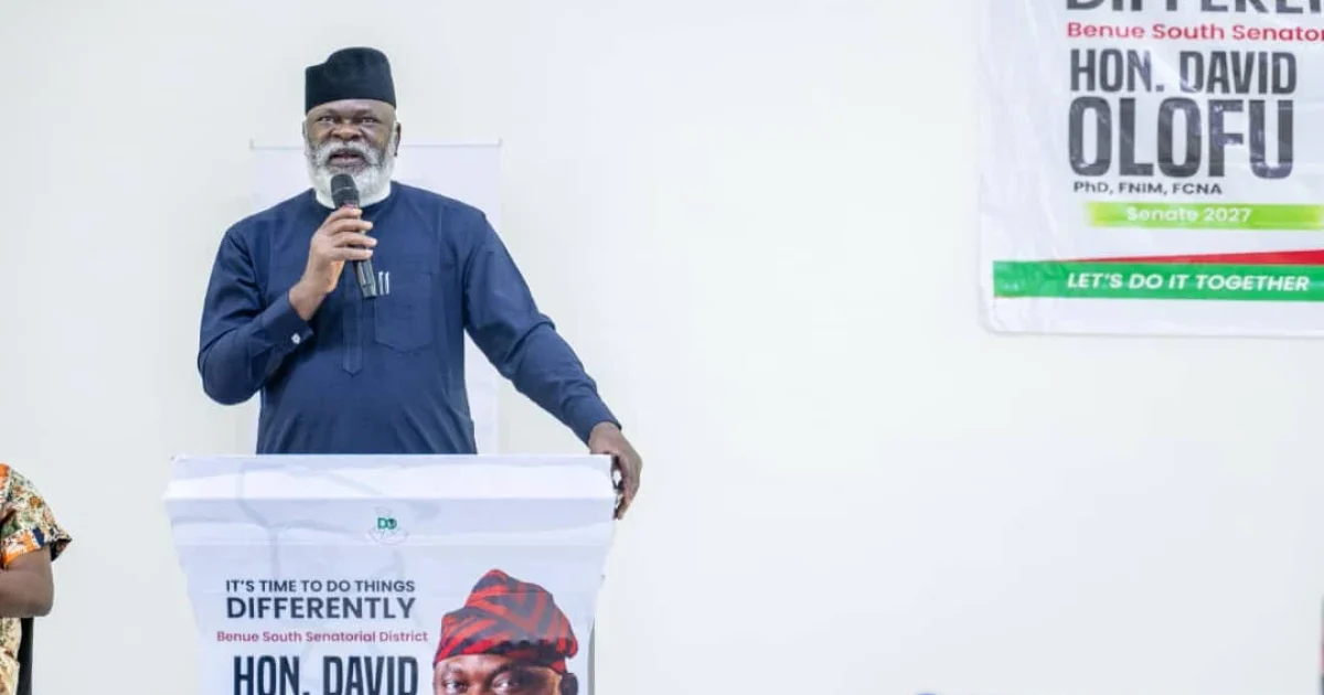 Dr. David Olofu addressing Benue South stakeholders and diaspora leaders during a consultative meeting in Lagos on his Senate aspiration.