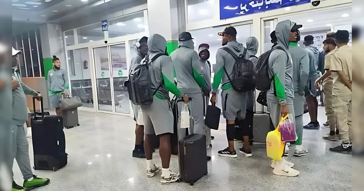 Nigerias-Super-Eagles-Return-Home
