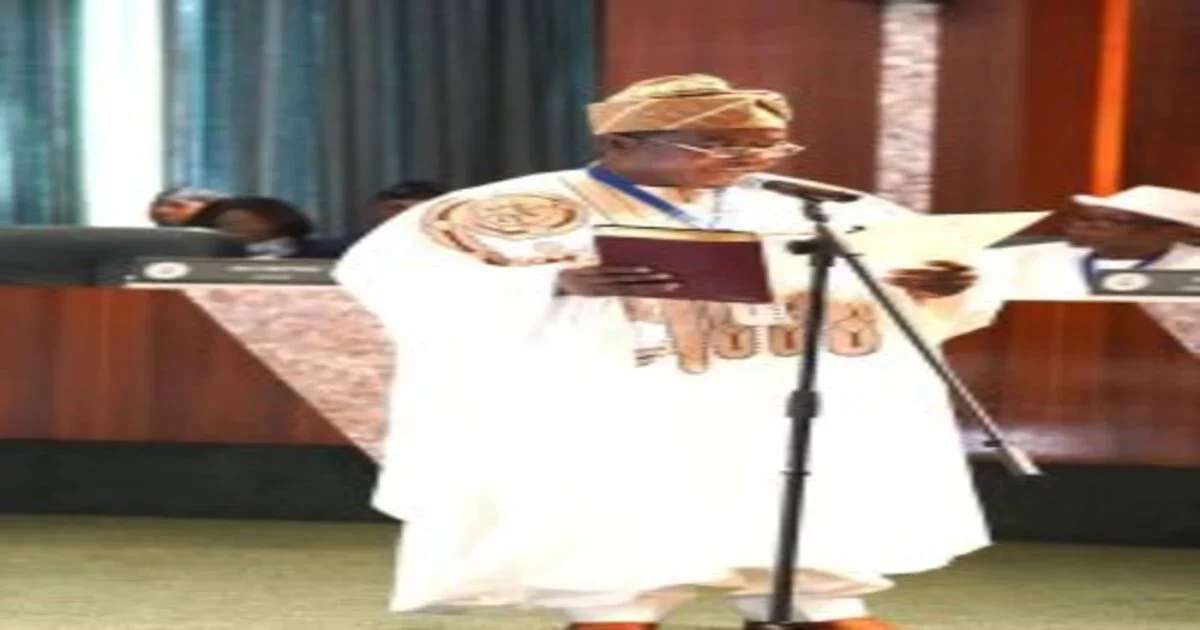 Professor-Joash-Amupitan-INEC-Chairman-200x300_1200x630 Professor-Joash-Amupitan-INEC-Chairman-200x300_1200x630
